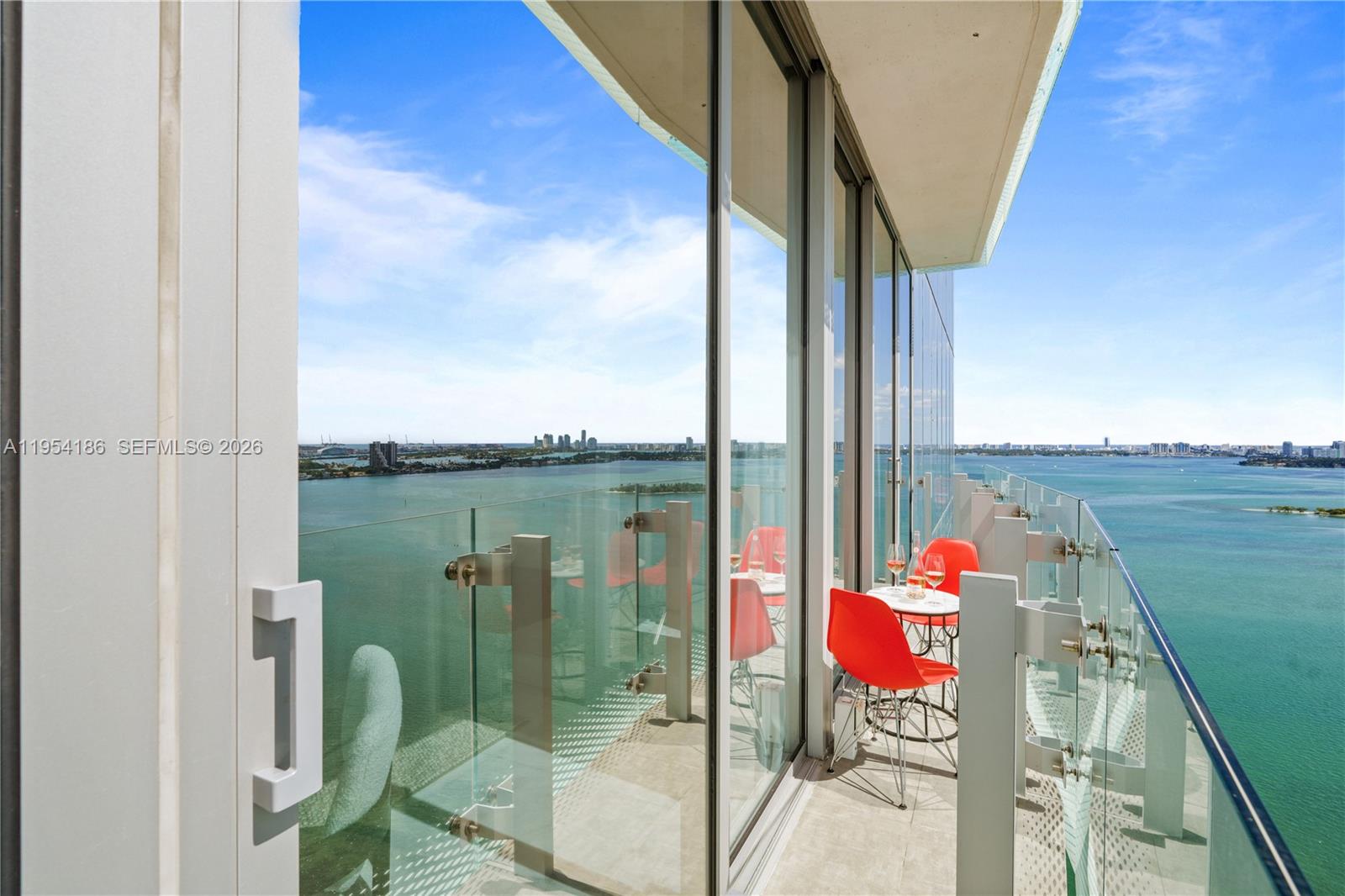 700 NE 26th Ter 2404