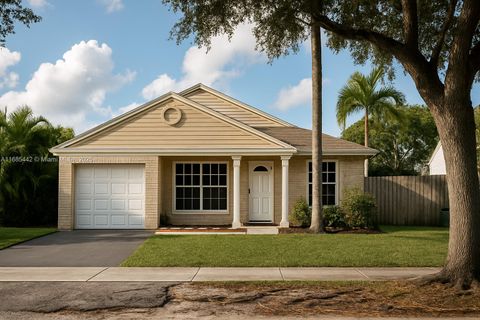 8615 SW 15th St Pembroke Pines FL 33025