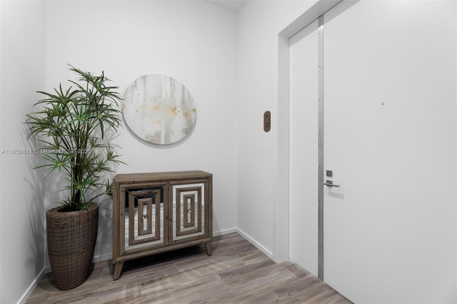 801 SMA RESIDENCES CONDO - Residential Lease