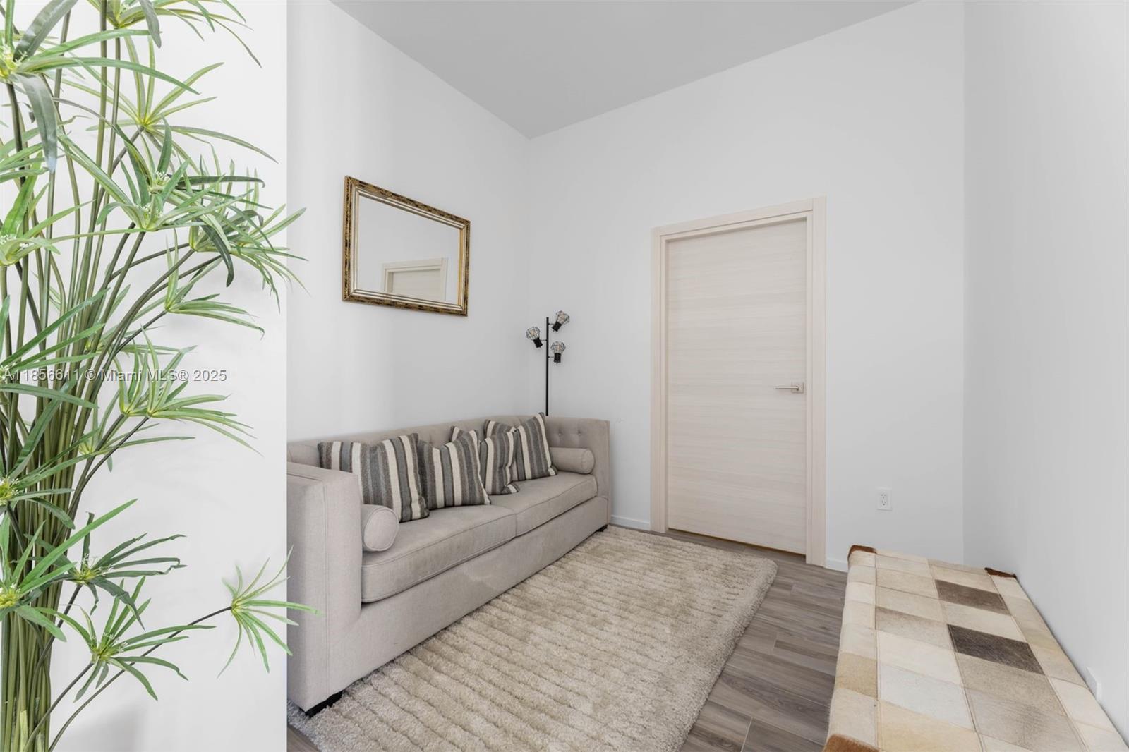 801 SMA RESIDENCES CONDO - Residential Lease