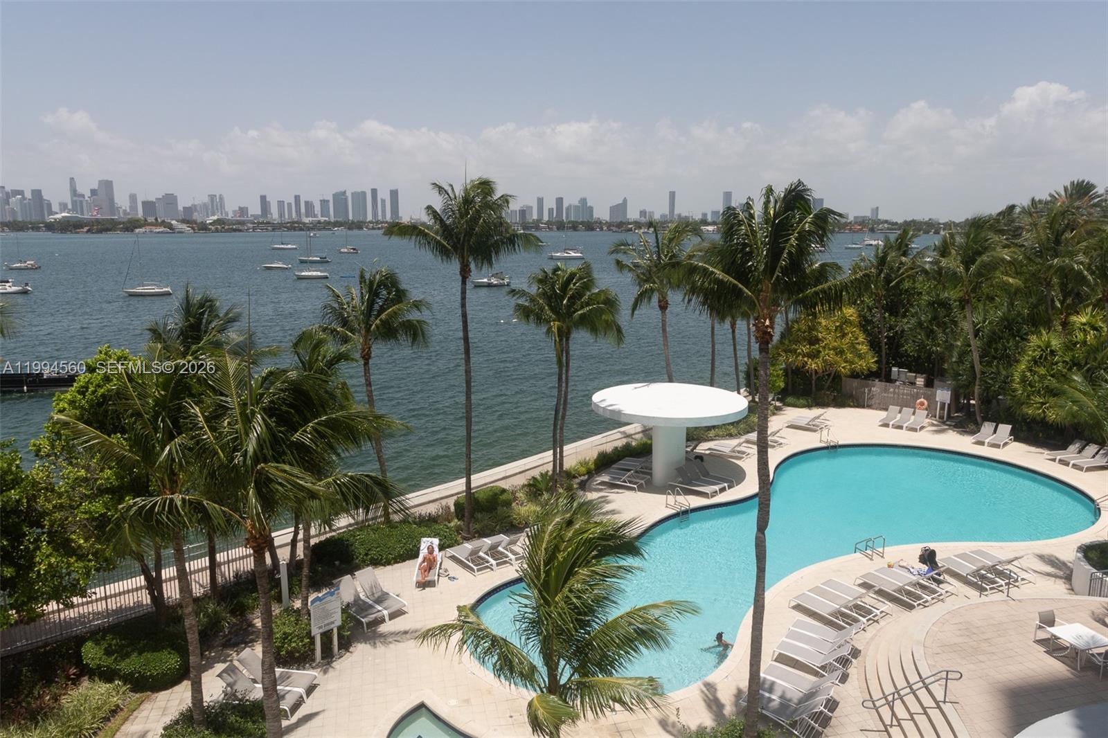 THE WAVERLY AT SOUTH BEAC - Residential Lease