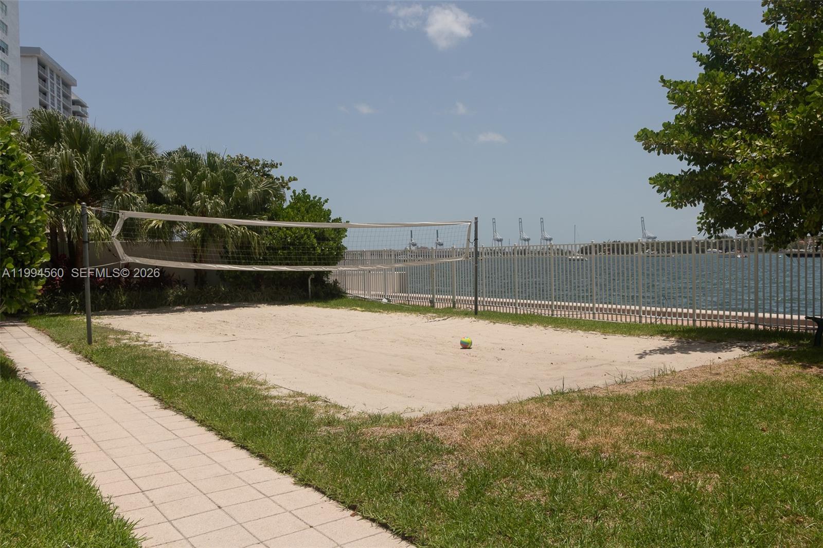 THE WAVERLY AT SOUTH BEAC - Residential Lease