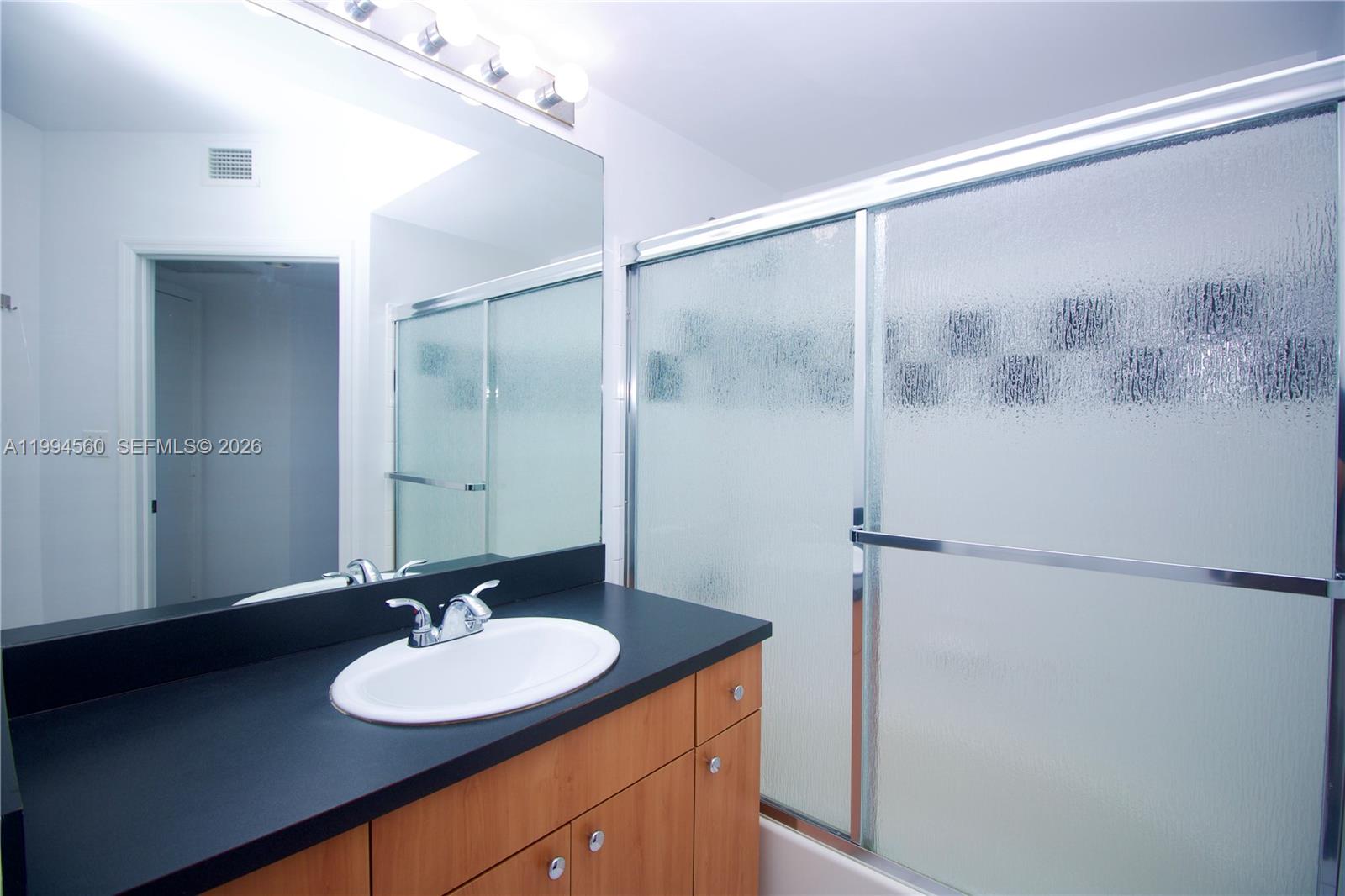 THE WAVERLY AT SOUTH BEAC - Residential Lease