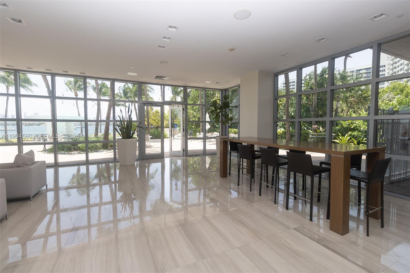 THE WAVERLY AT SOUTH BEAC - Residential Lease