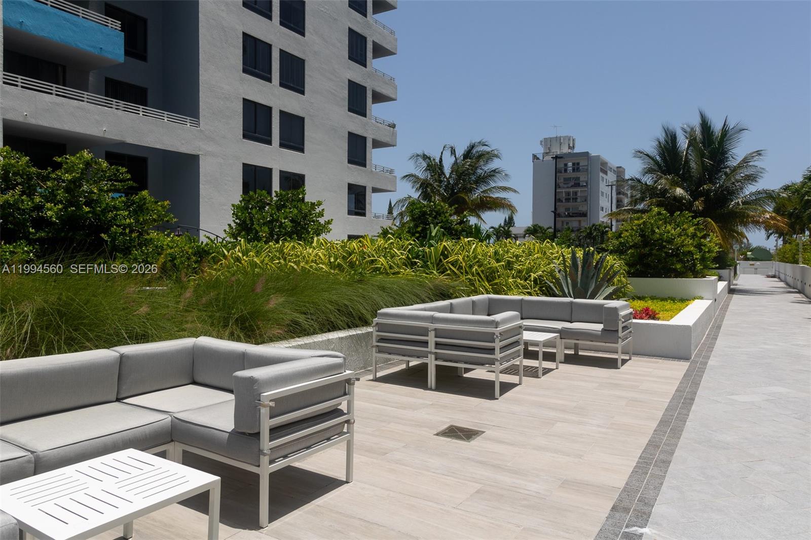 THE WAVERLY AT SOUTH BEAC - Residential Lease