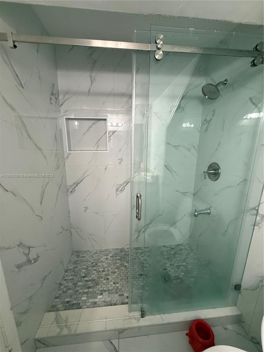 VALENCIA VILLAGE CONDO PH - Residential Lease
