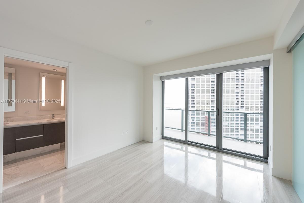 ECHO BRICKELL CONDO - Residential