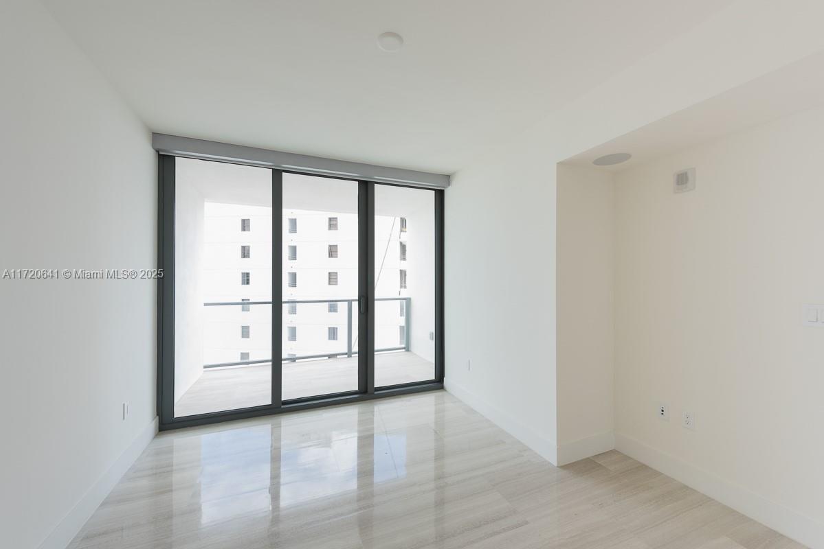 ECHO BRICKELL CONDO - Residential
