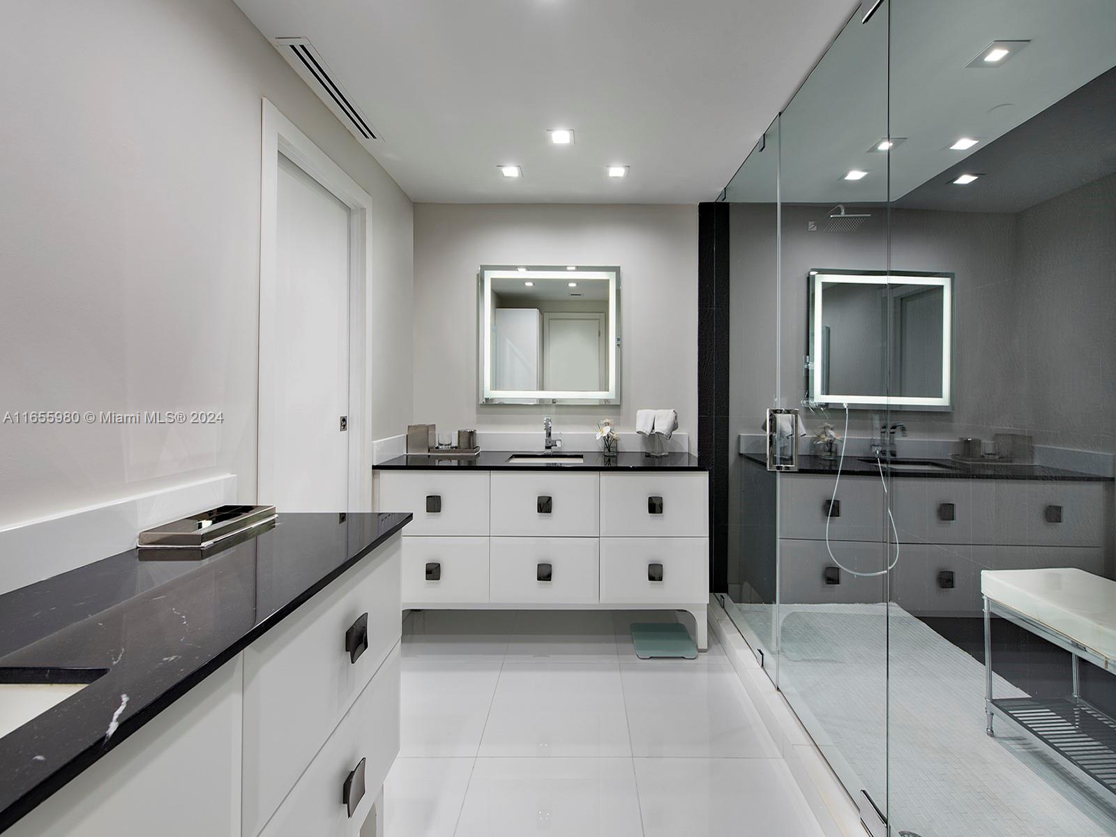 IL VILLAGGIO ON SOUTH BEA - Residential Lease