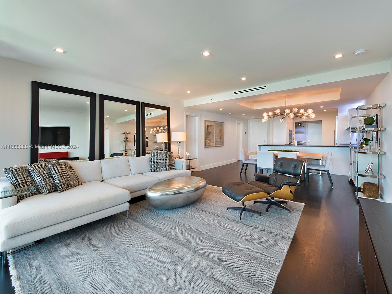 IL VILLAGGIO ON SOUTH BEA - Residential Lease