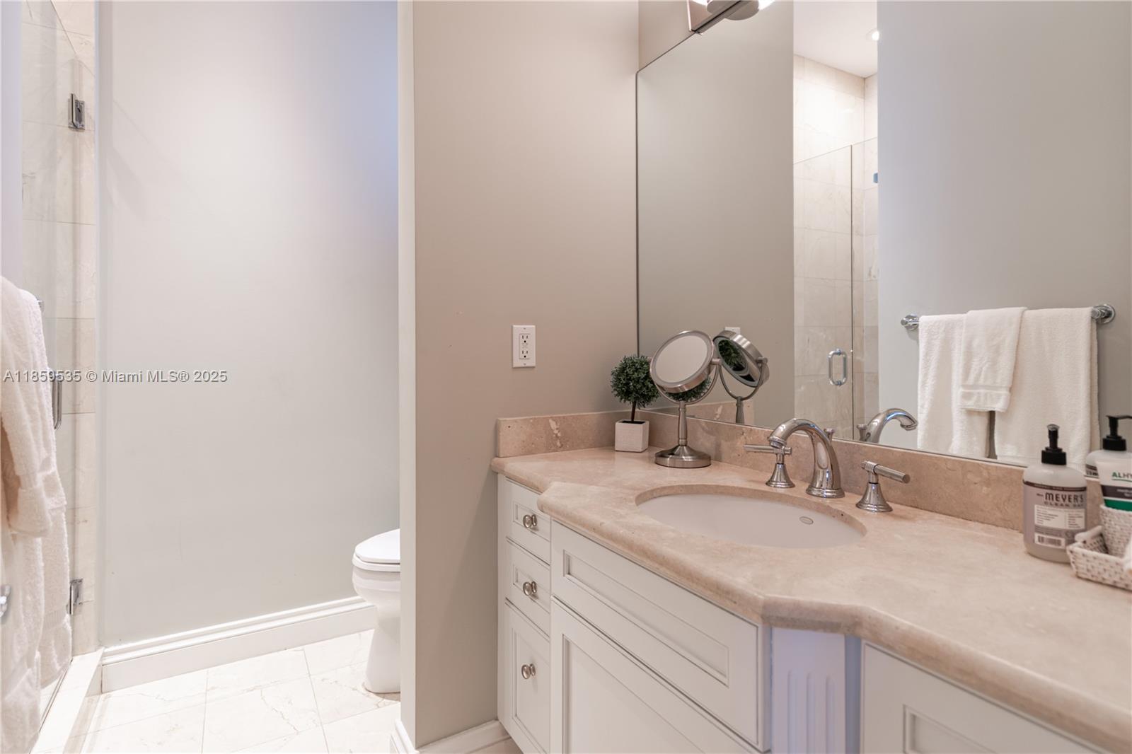 DEERING BAY ESTATES - Residential