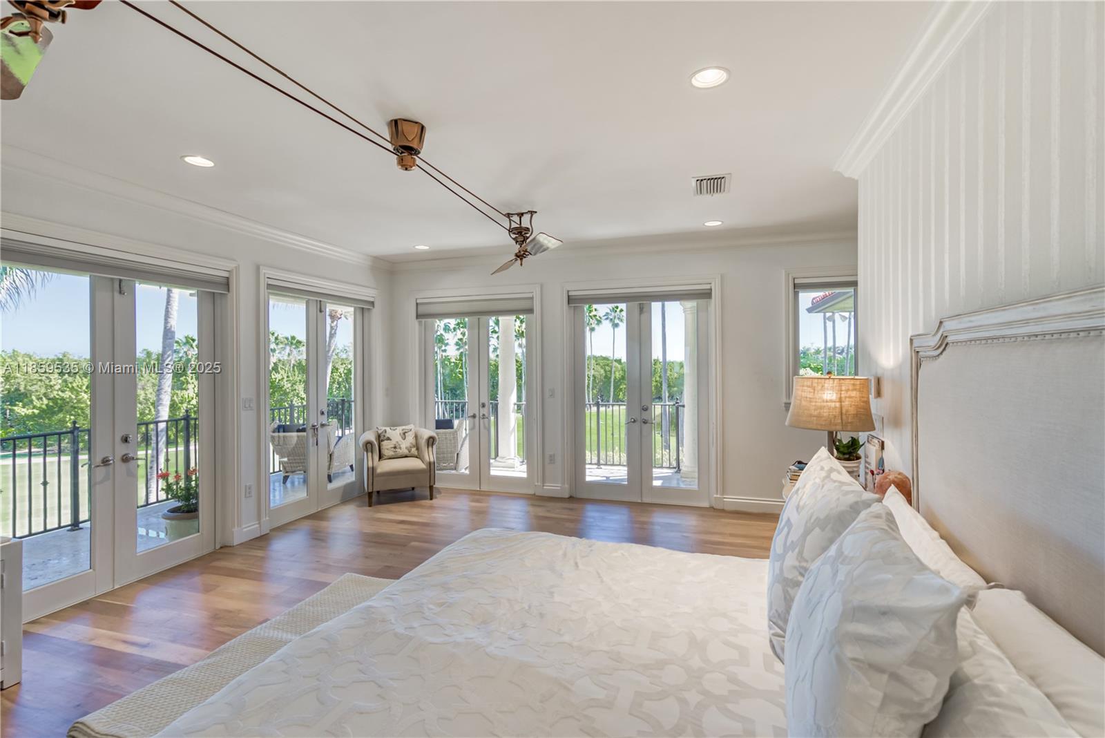 DEERING BAY ESTATES - Residential