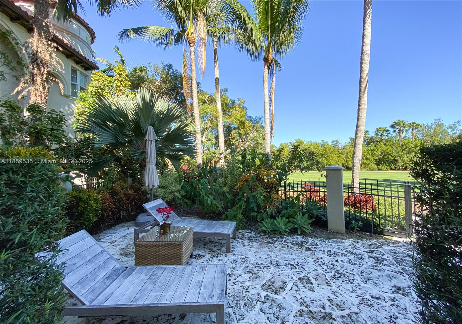 DEERING BAY ESTATES - Residential