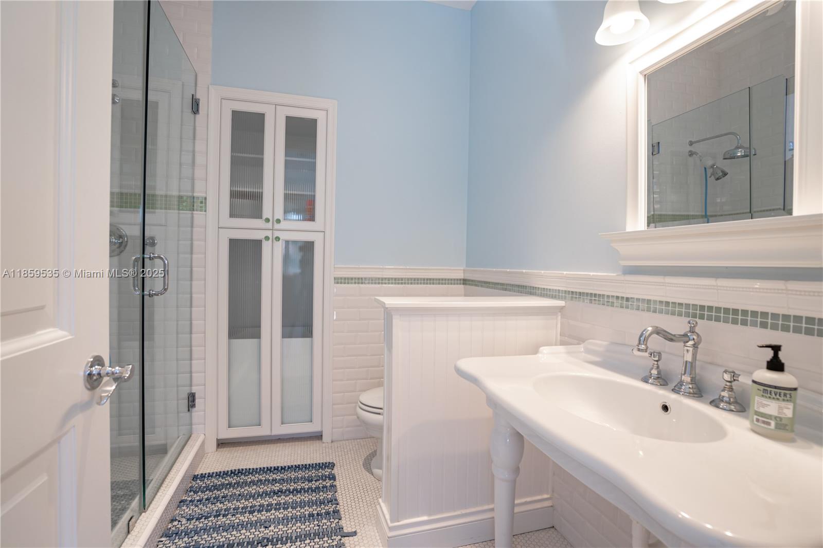 DEERING BAY ESTATES - Residential