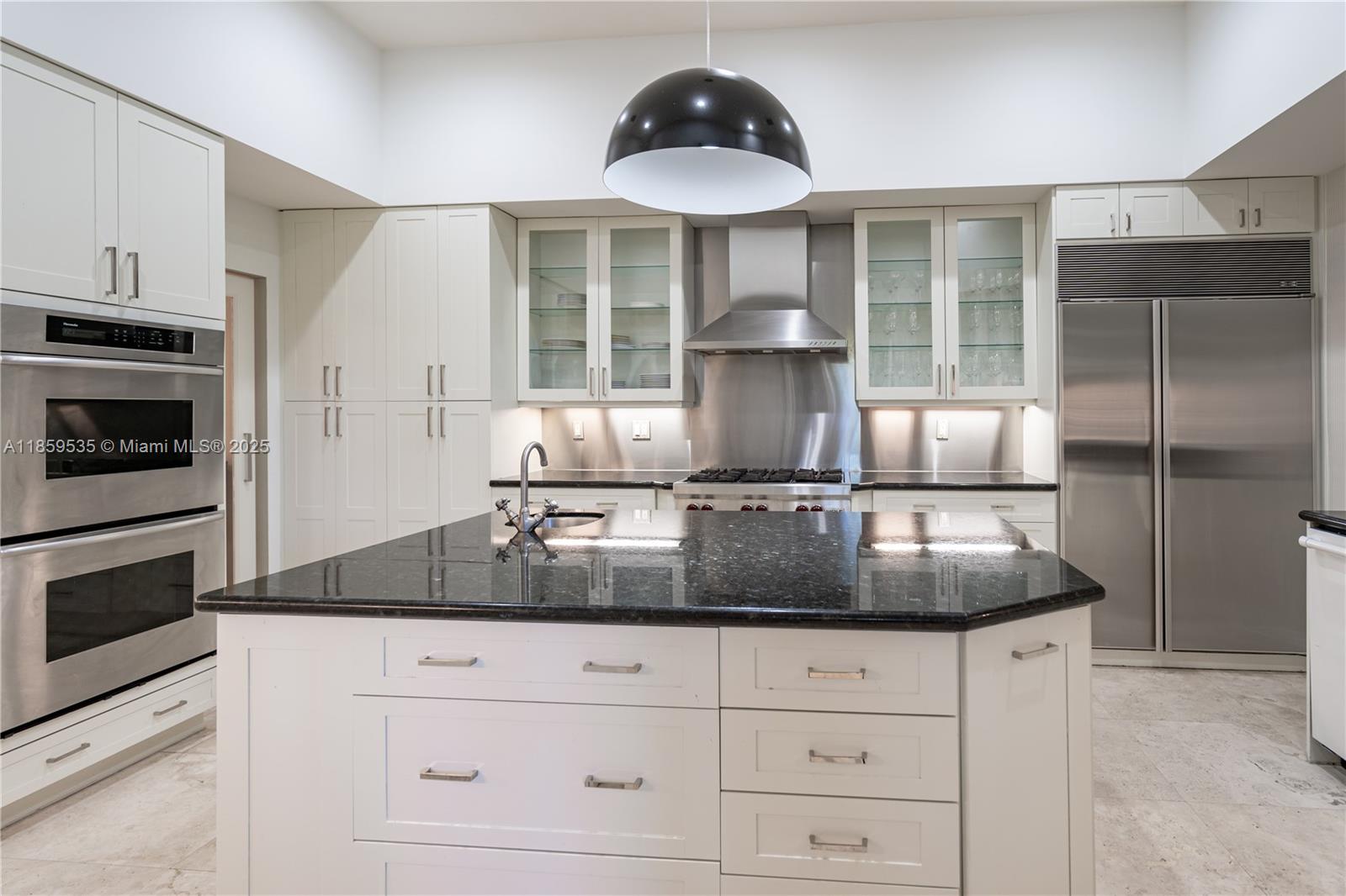 DEERING BAY ESTATES - Residential