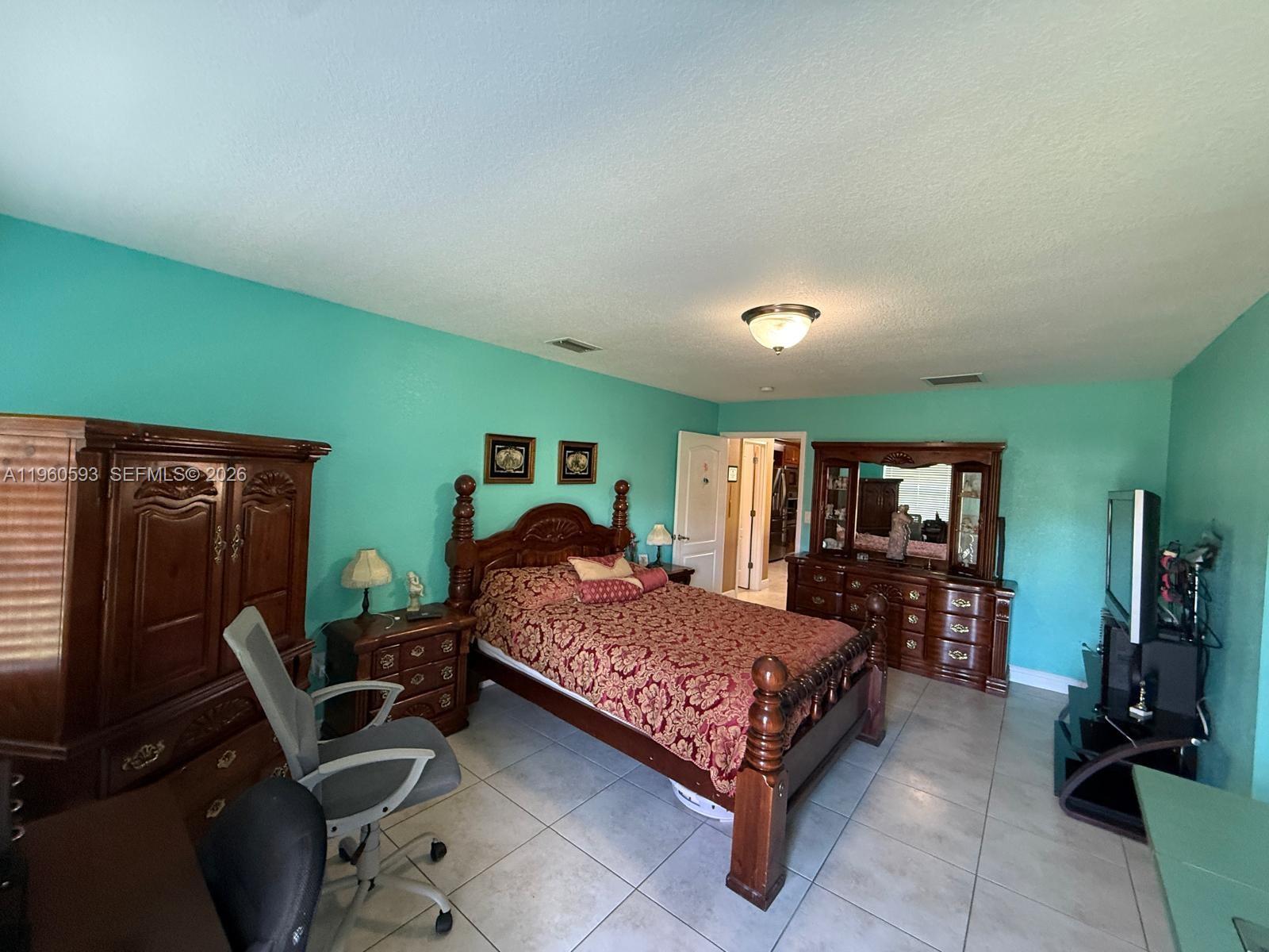 LANDING SOUTH - Residential