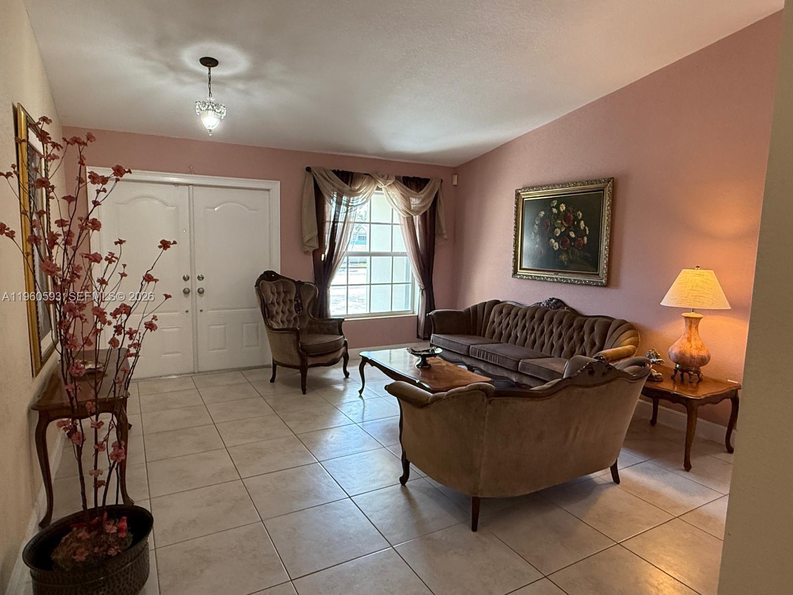 LANDING SOUTH - Residential