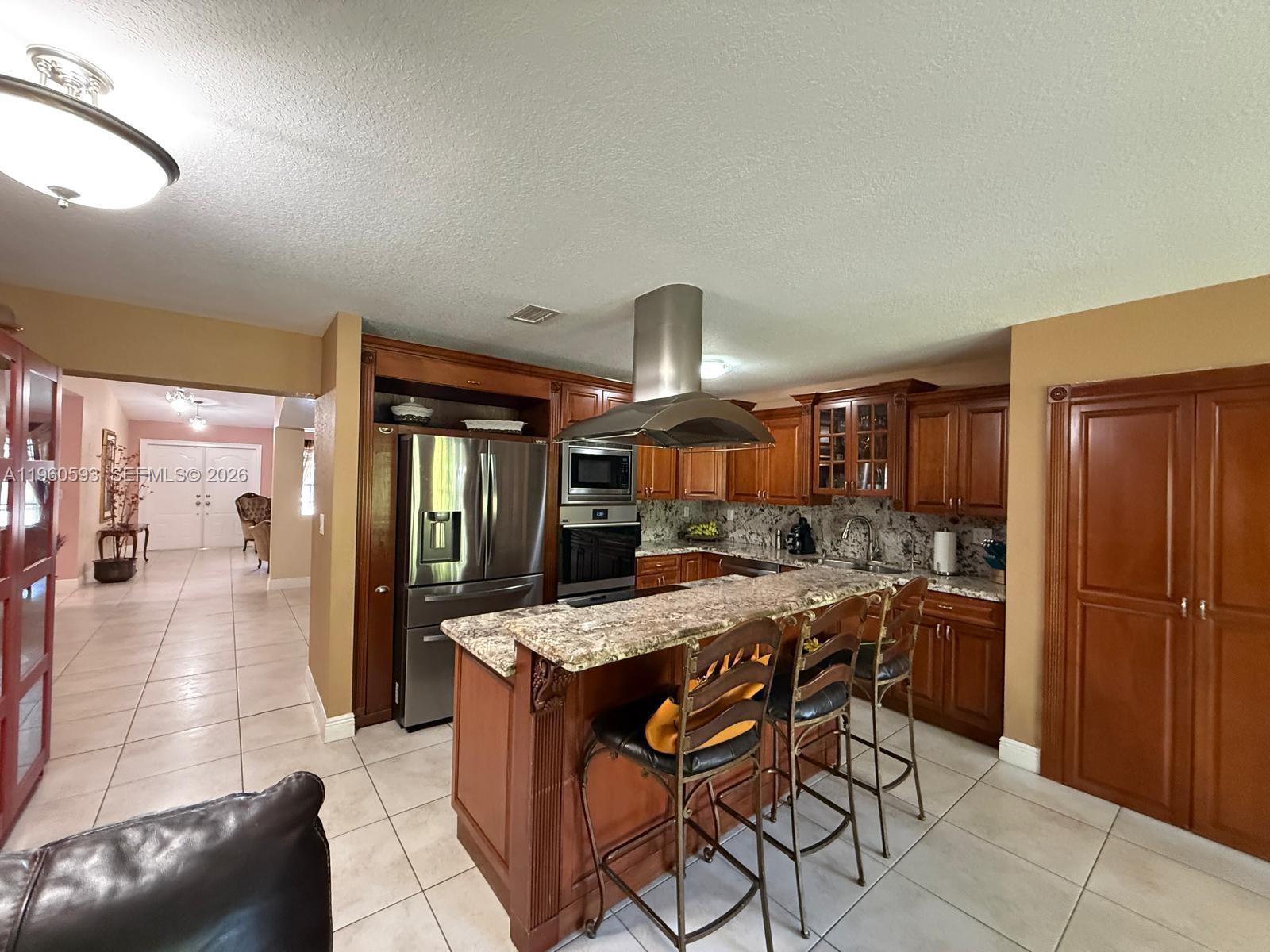 LANDING SOUTH - Residential