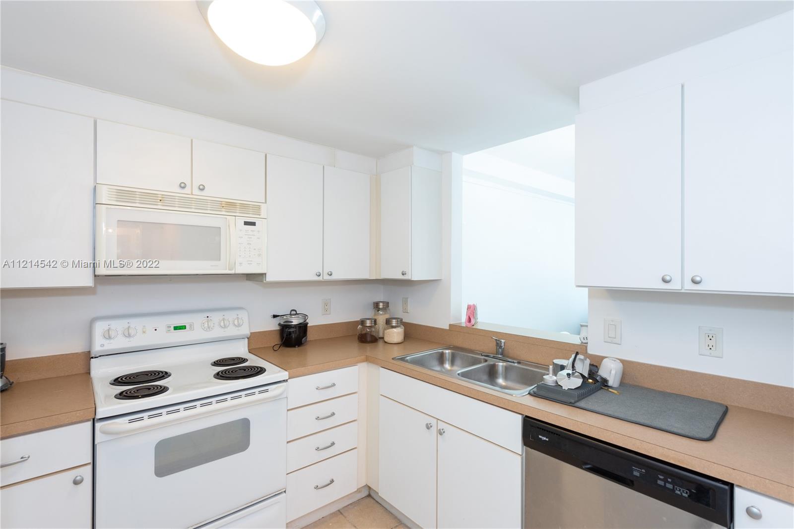 VUE AT BRICKELL CONDO - Residential Lease