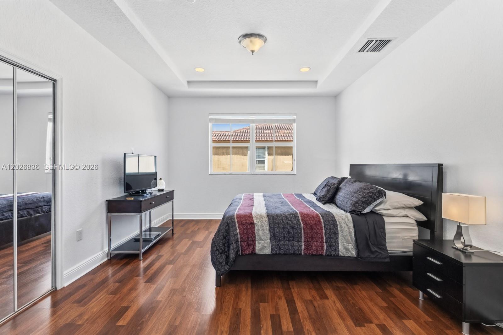 ISLANDS AT DORAL TOWNHOME - Residential