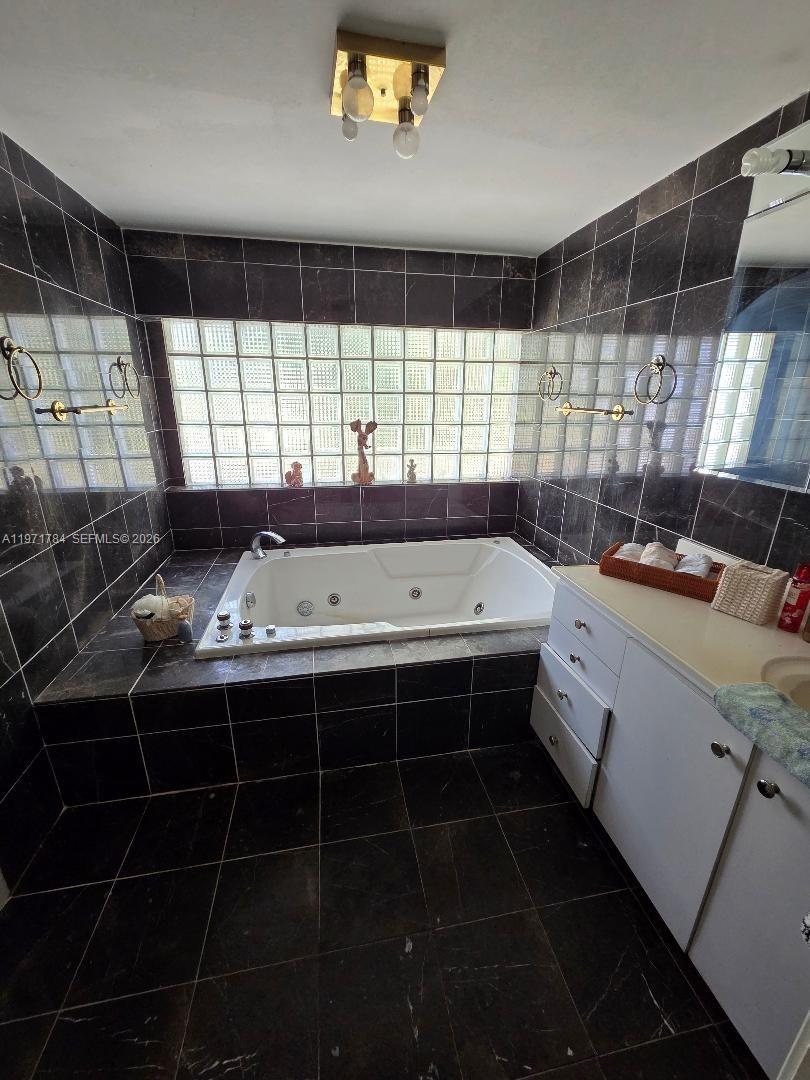 SUN-TAN VILLAGE SEC 2 - Residential