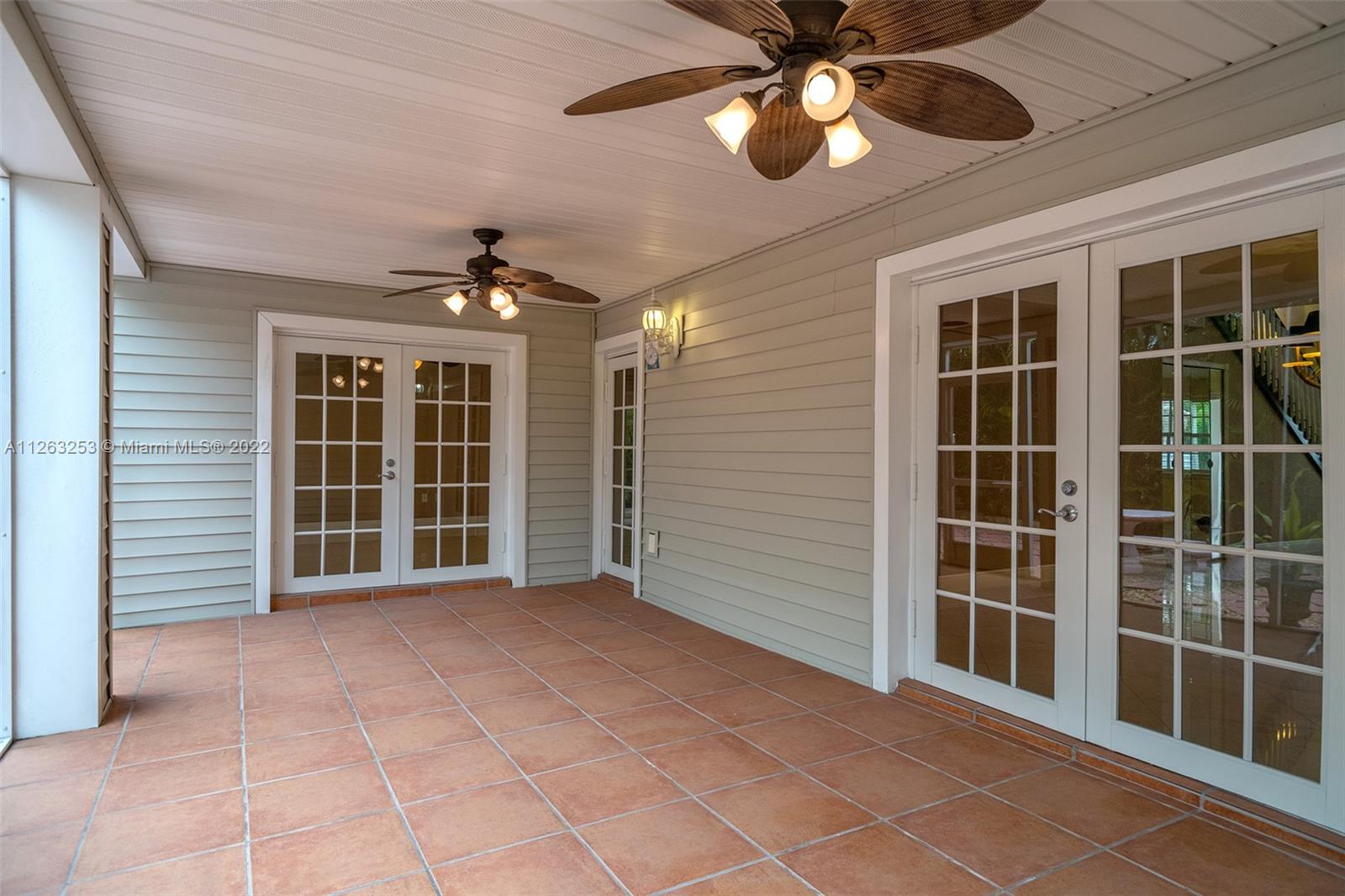 COUNTRY WALK SEC 5 - Residential Lease