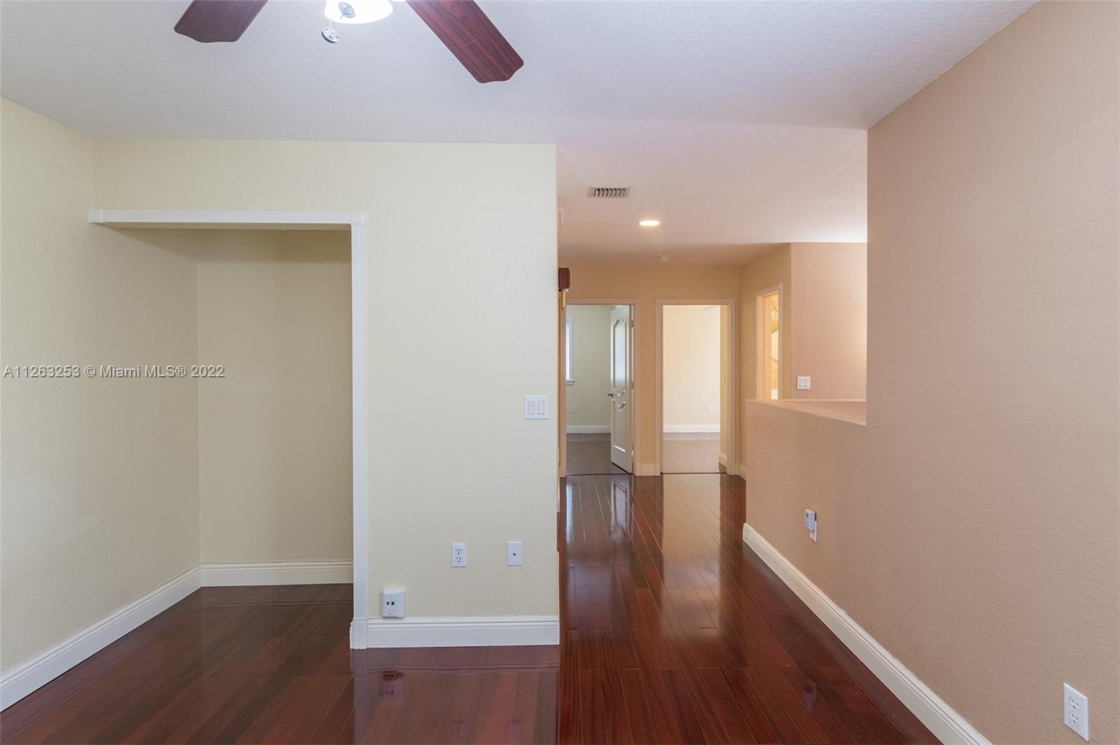 COUNTRY WALK SEC 5 - Residential Lease