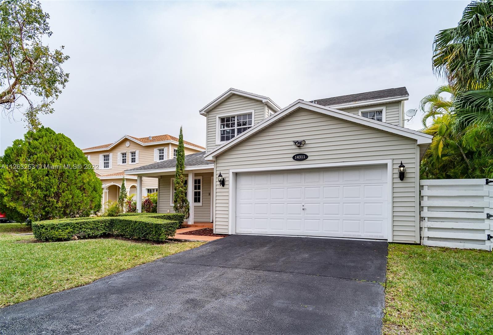 COUNTRY WALK SEC 5 - Residential Lease