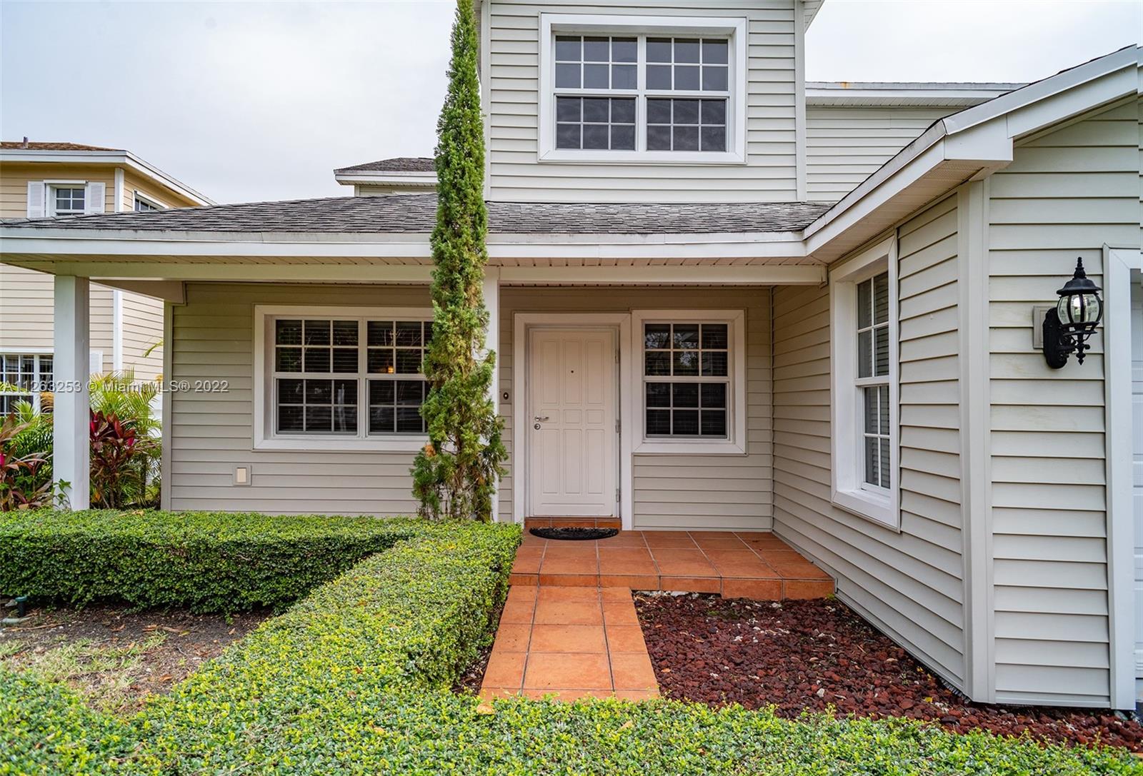 COUNTRY WALK SEC 5 - Residential Lease