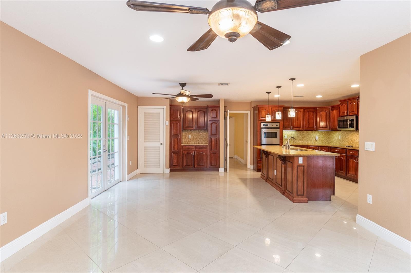 COUNTRY WALK SEC 5 - Residential Lease