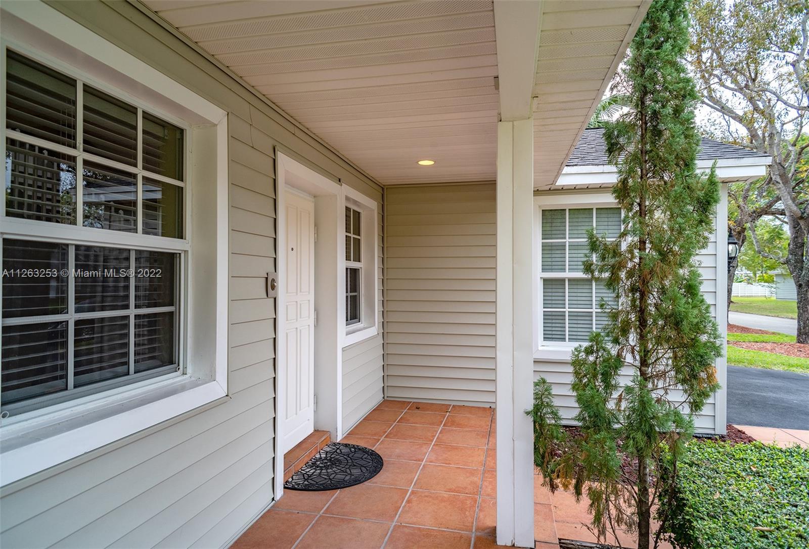 COUNTRY WALK SEC 5 - Residential Lease