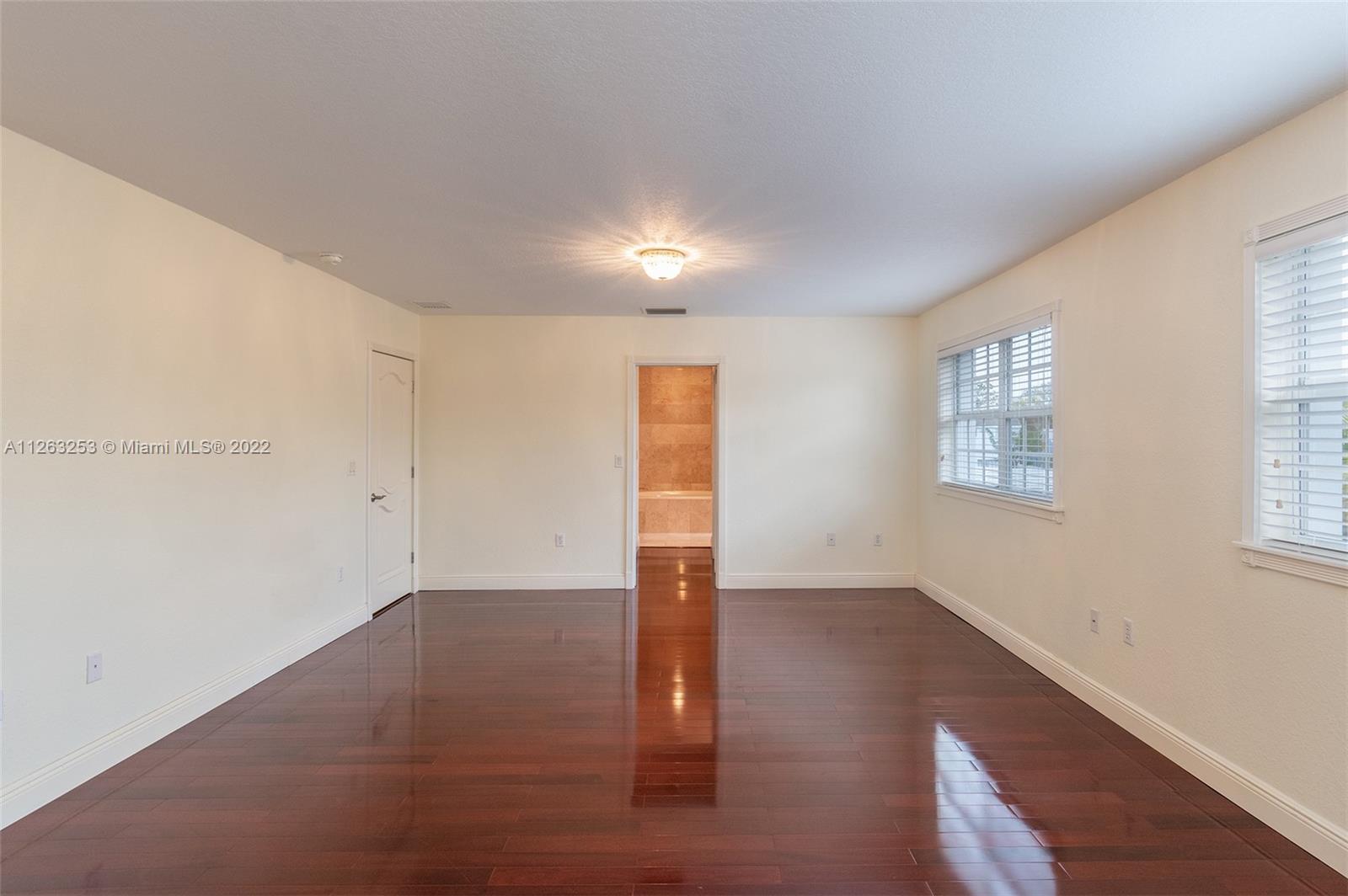 COUNTRY WALK SEC 5 - Residential Lease