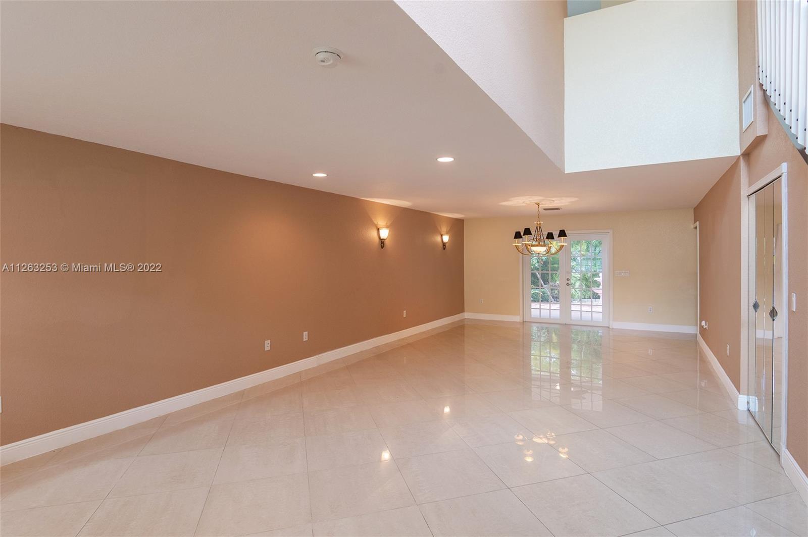 COUNTRY WALK SEC 5 - Residential Lease