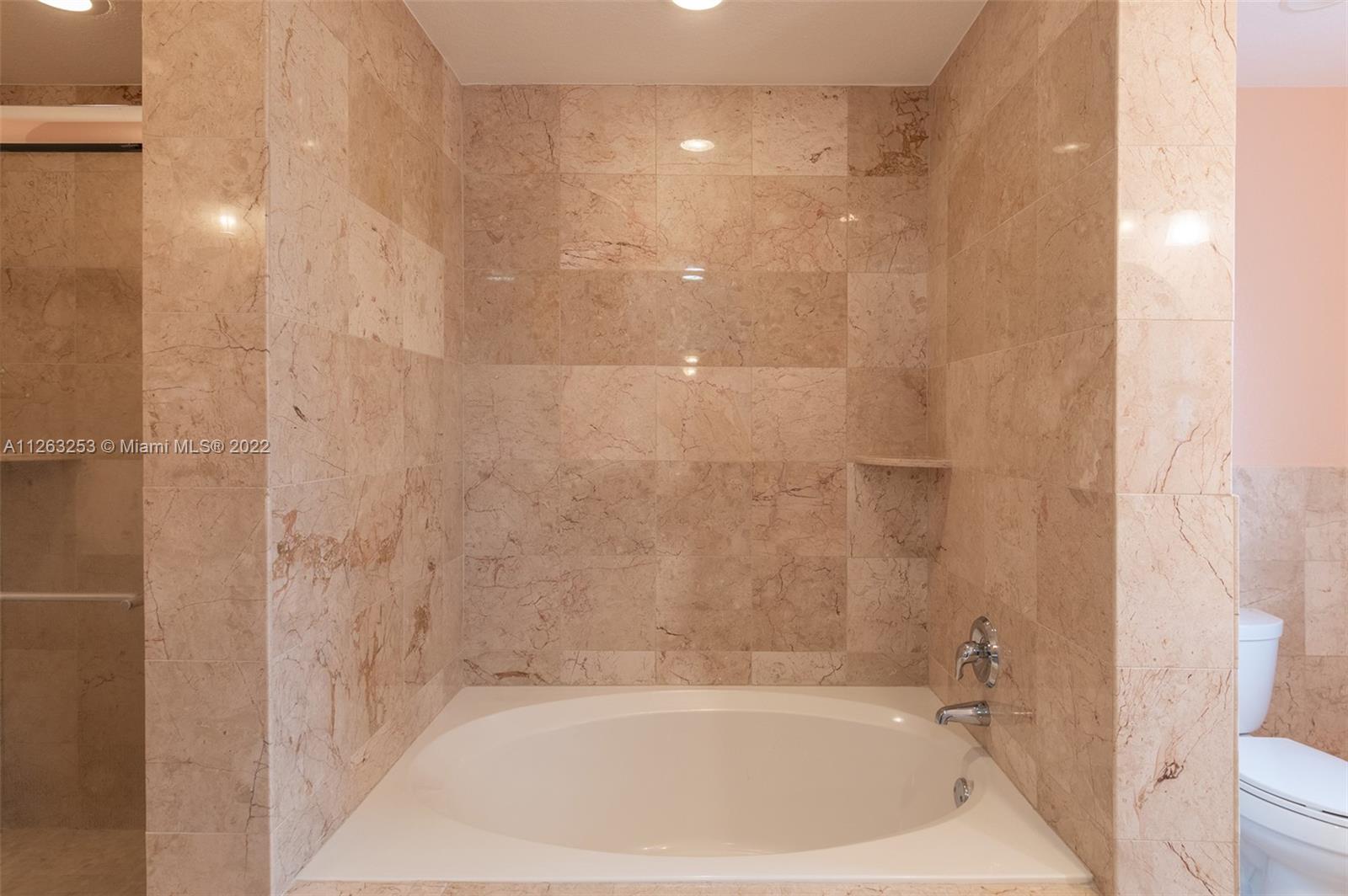 COUNTRY WALK SEC 5 - Residential Lease