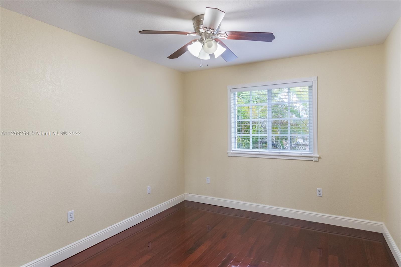 COUNTRY WALK SEC 5 - Residential Lease