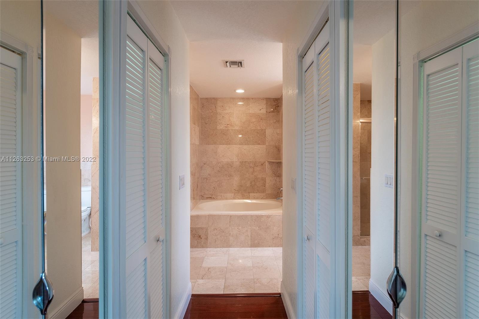 COUNTRY WALK SEC 5 - Residential Lease