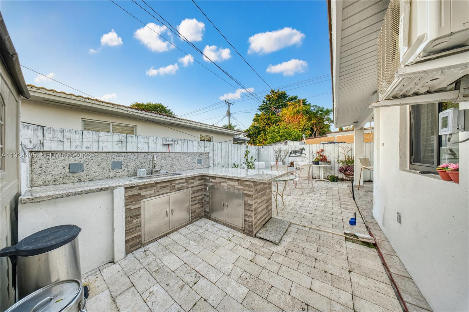 CENTRAL HEIGHTS - Residential