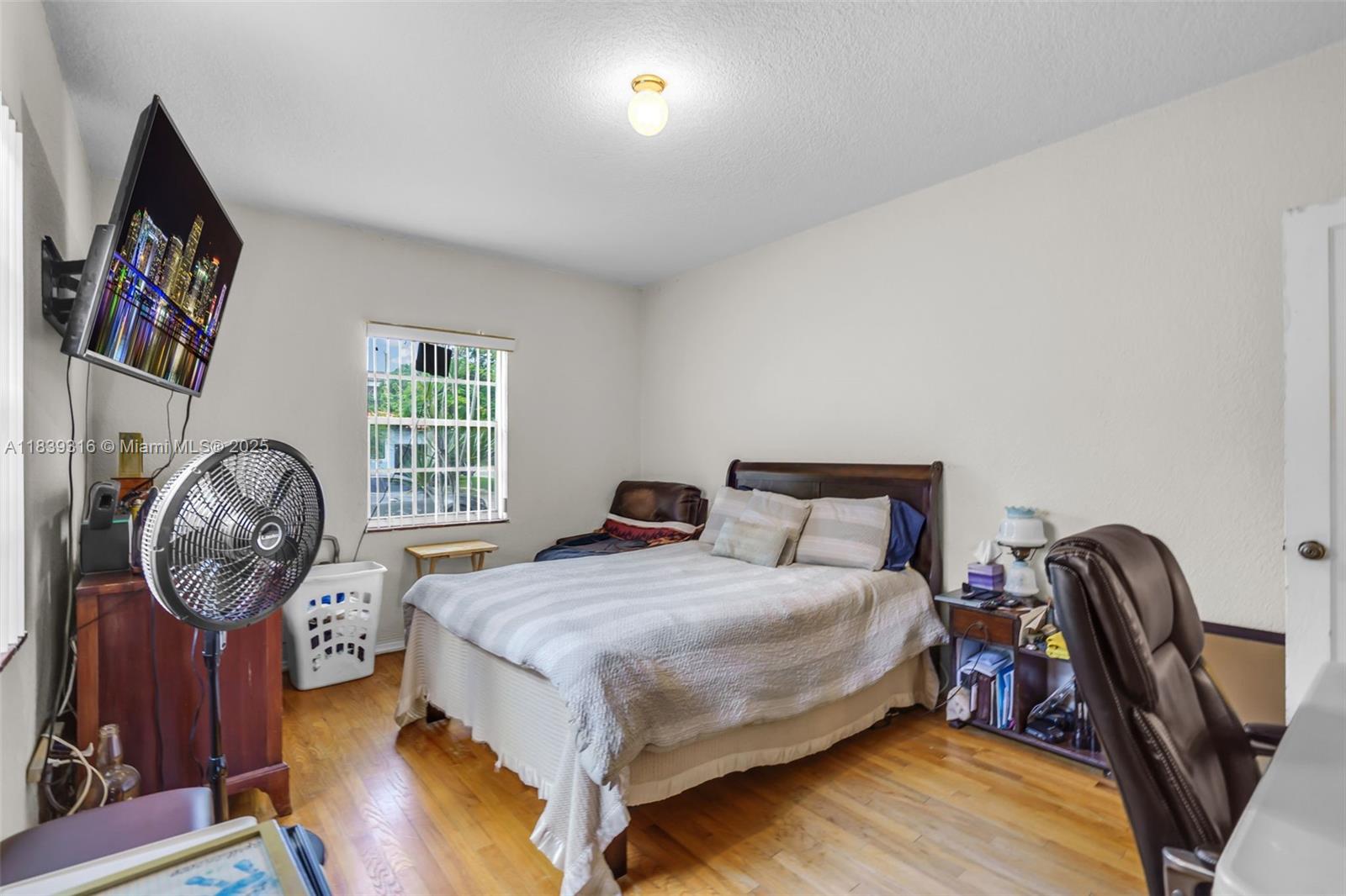 PORTER MANOR - Residential