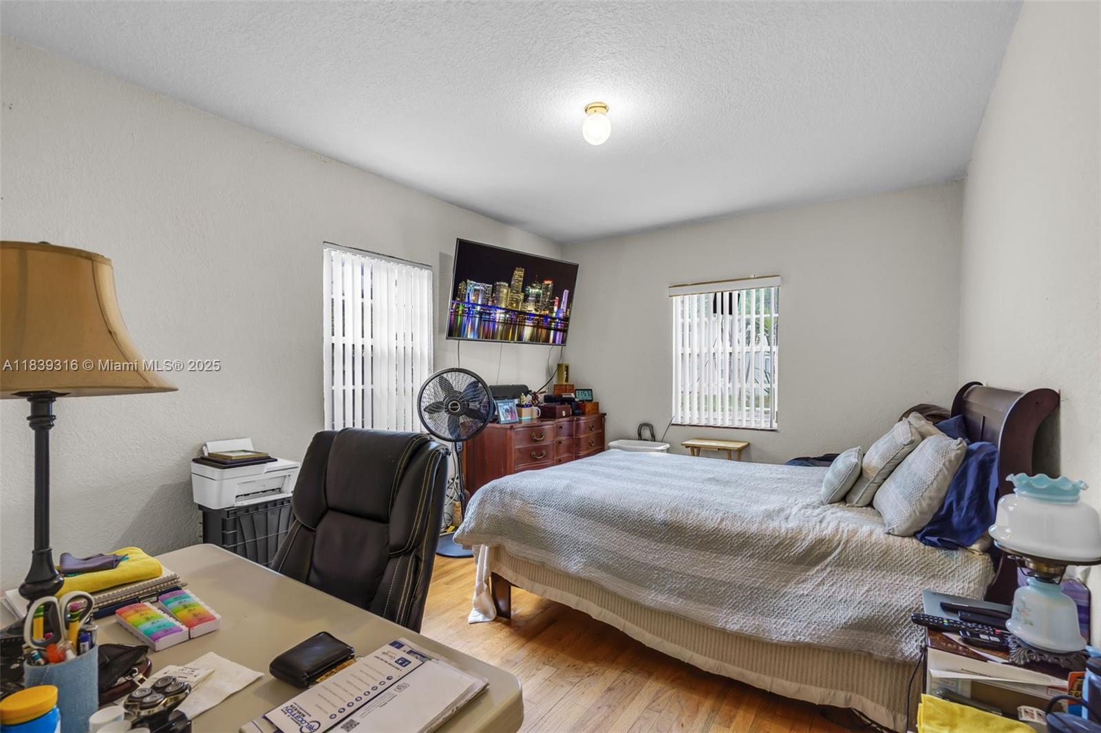 PORTER MANOR - Residential