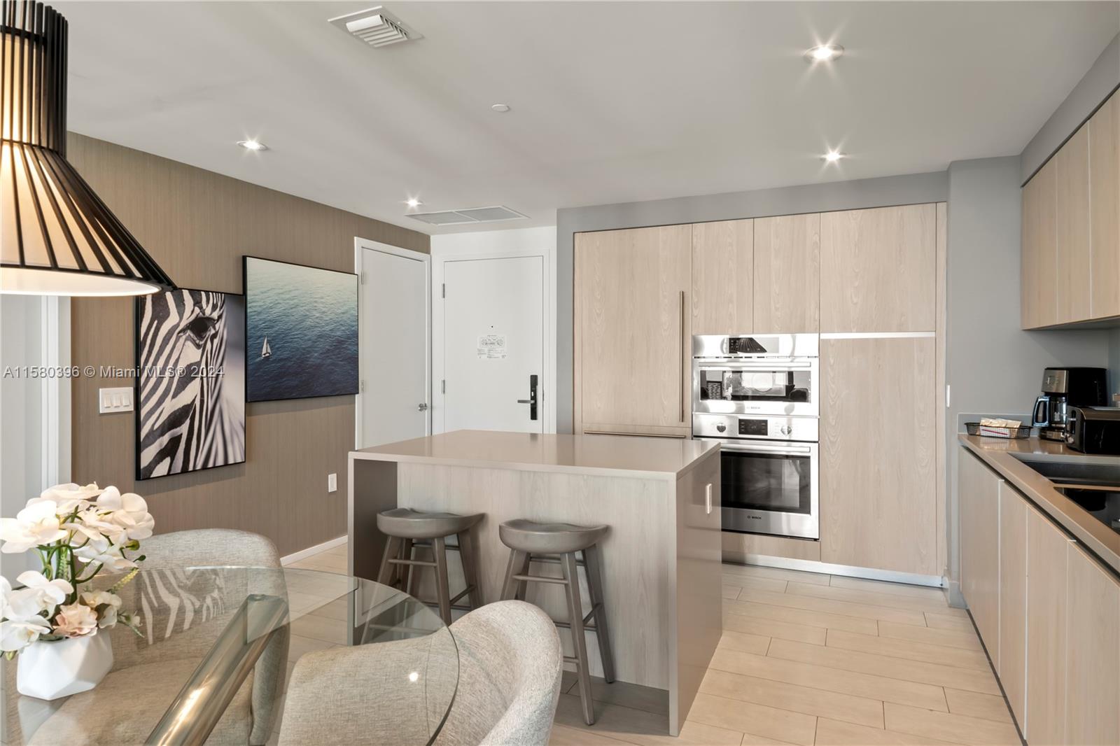 4010 SOUTH OCEAN CONDO - Residential Lease