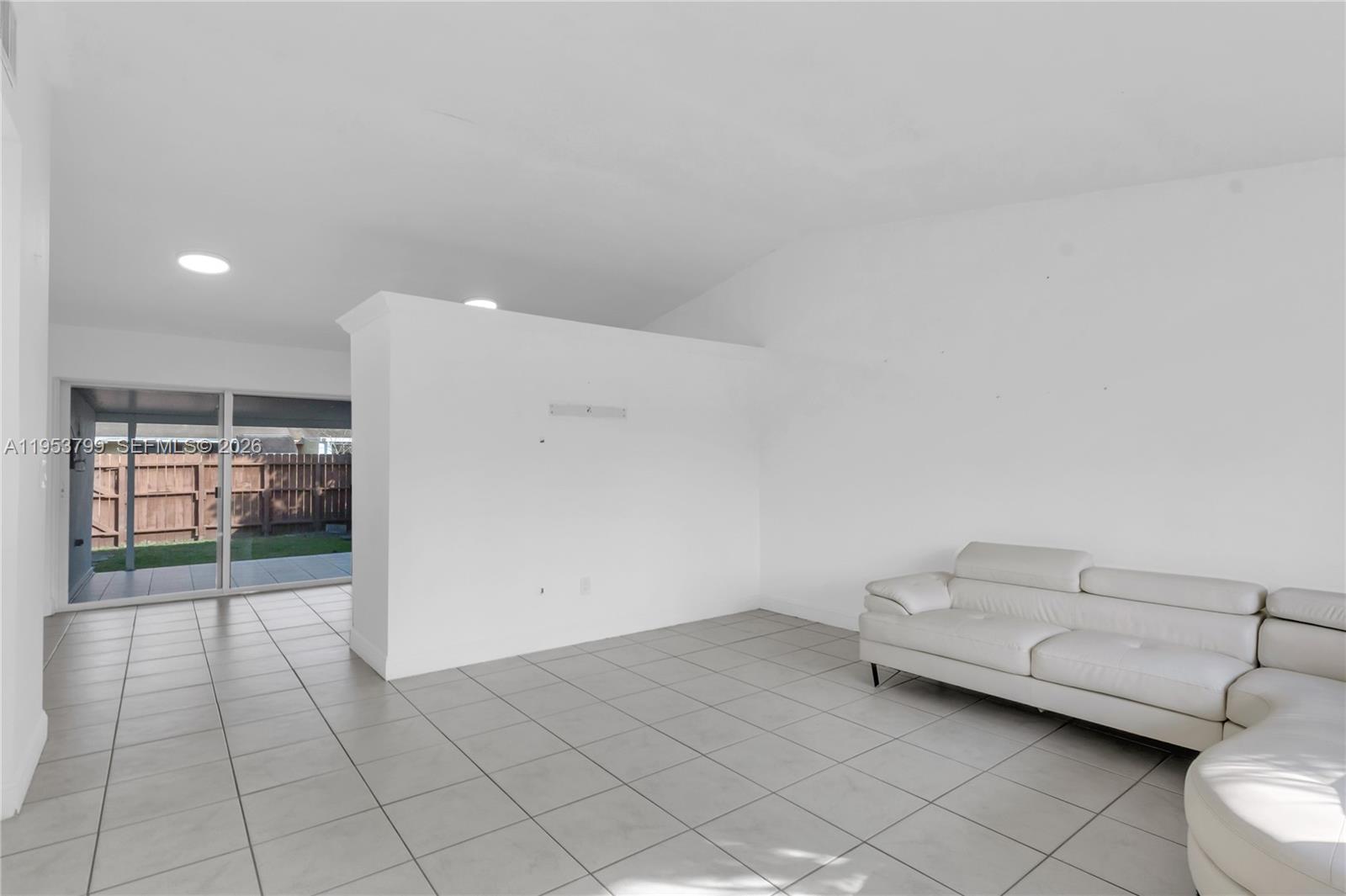 WESTWIND LAKES TOWNHOUSES - Residential