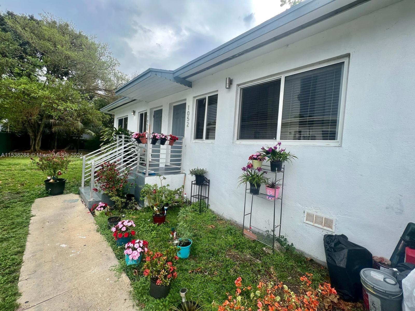 1050 Nw 35th St, Miami, Broward County, Florida -  - 