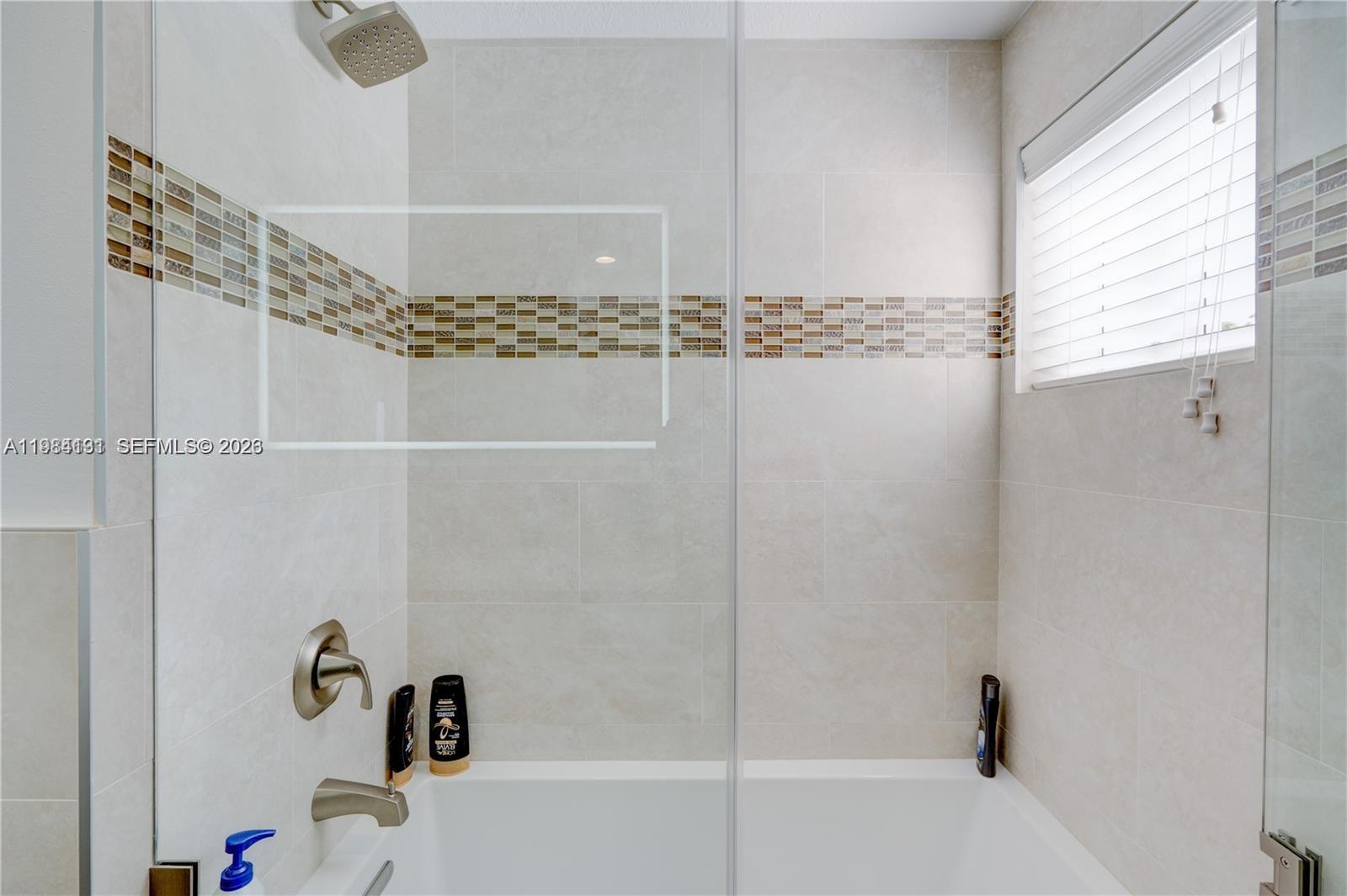 OCEAN ISLE ESTATE - Residential