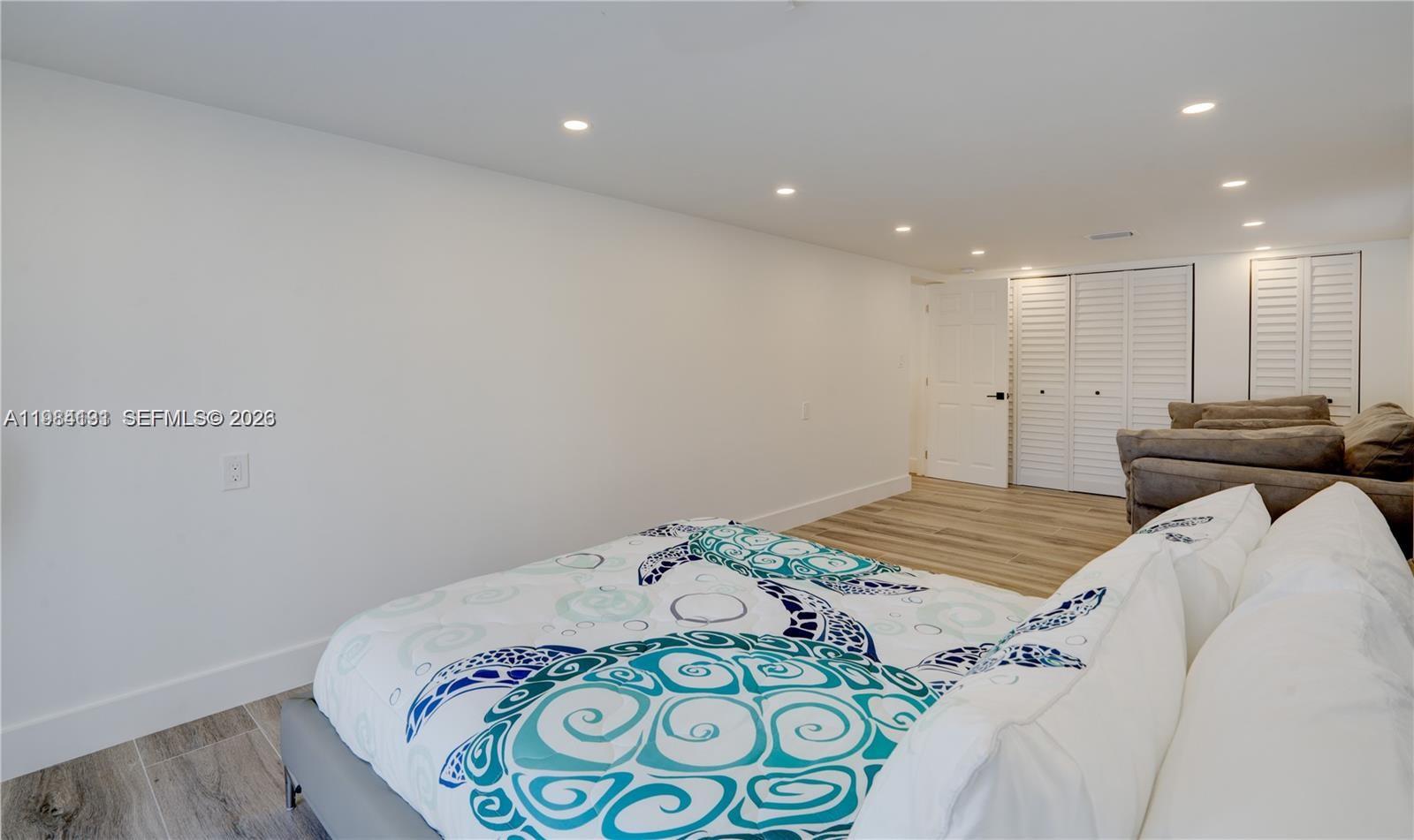 OCEAN ISLE ESTATE - Residential