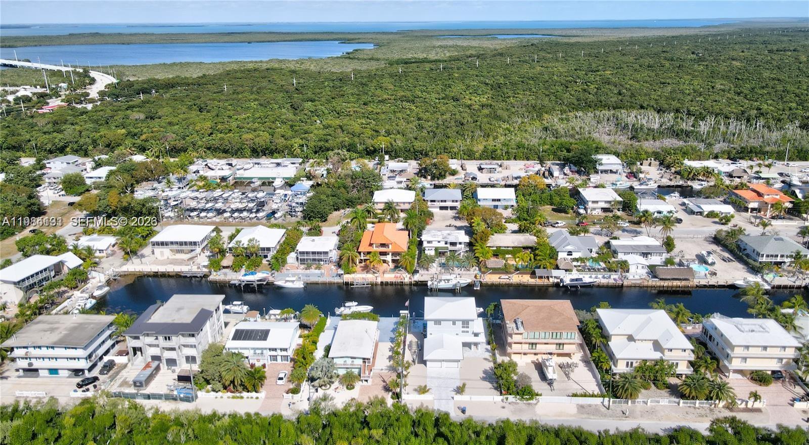 OCEAN ISLE ESTATE - Residential