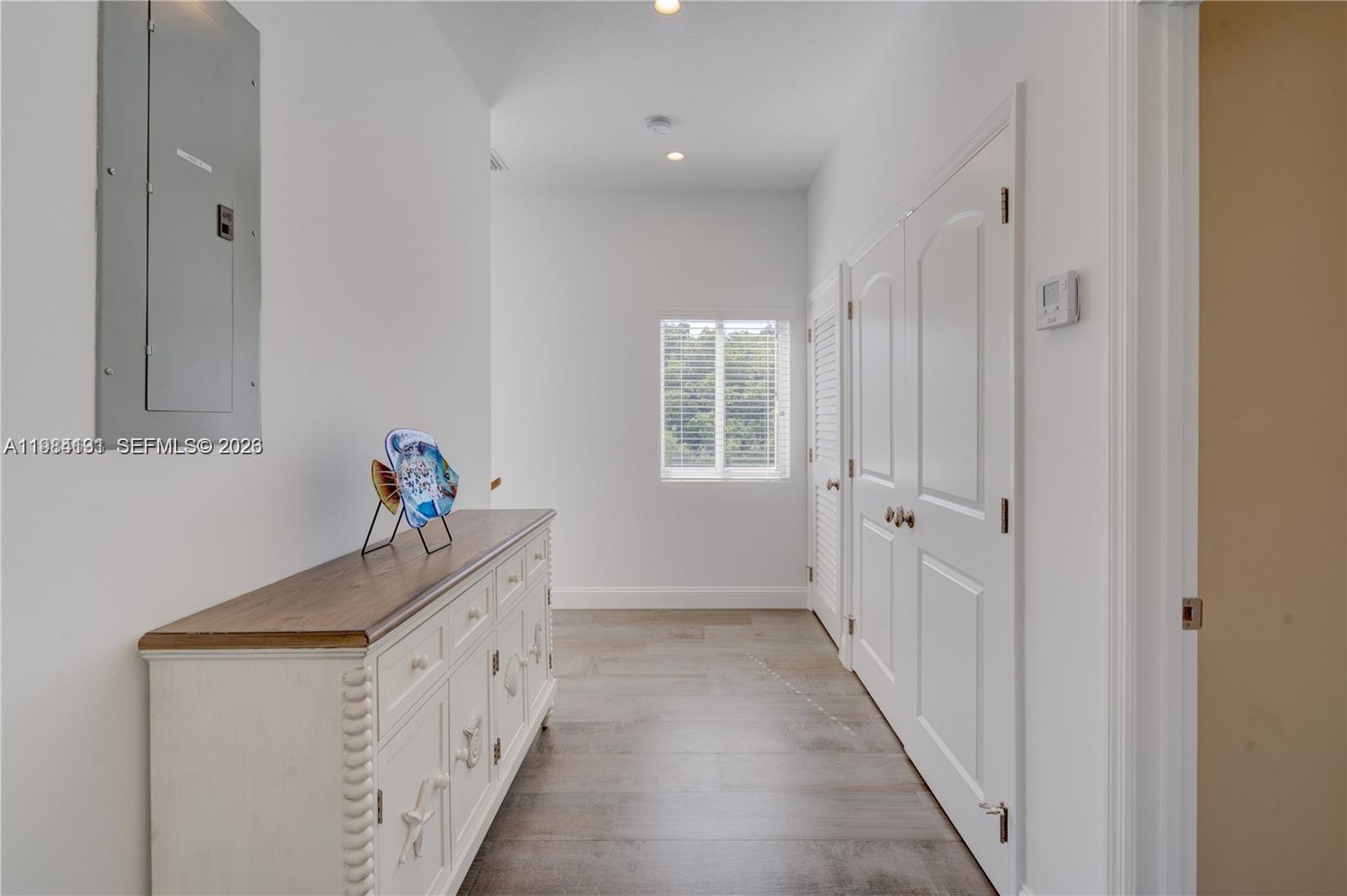 OCEAN ISLE ESTATE - Residential