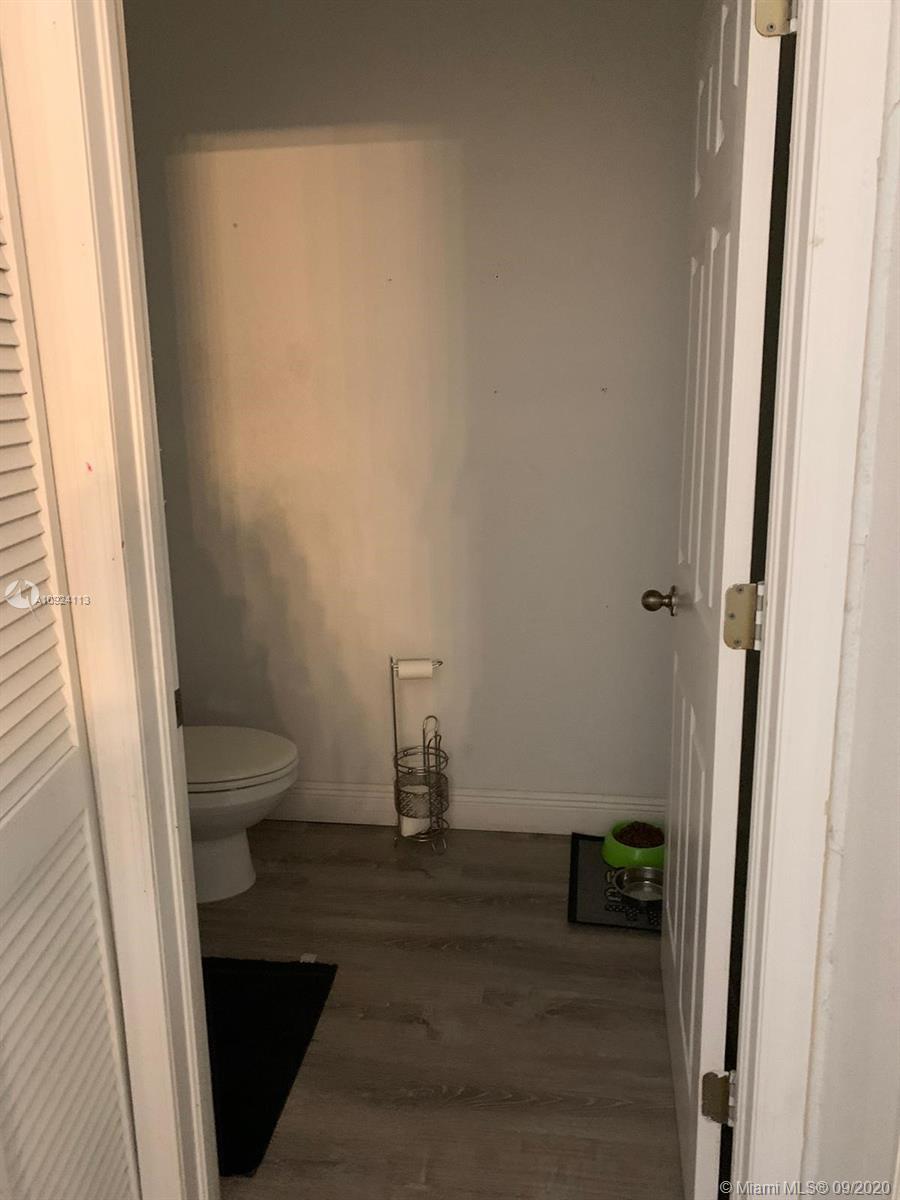 SILVER PALM EAST SECTION - Residential Lease