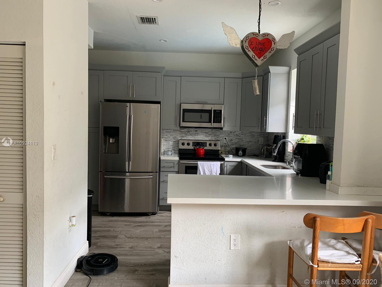 SILVER PALM EAST SECTION - Residential Lease