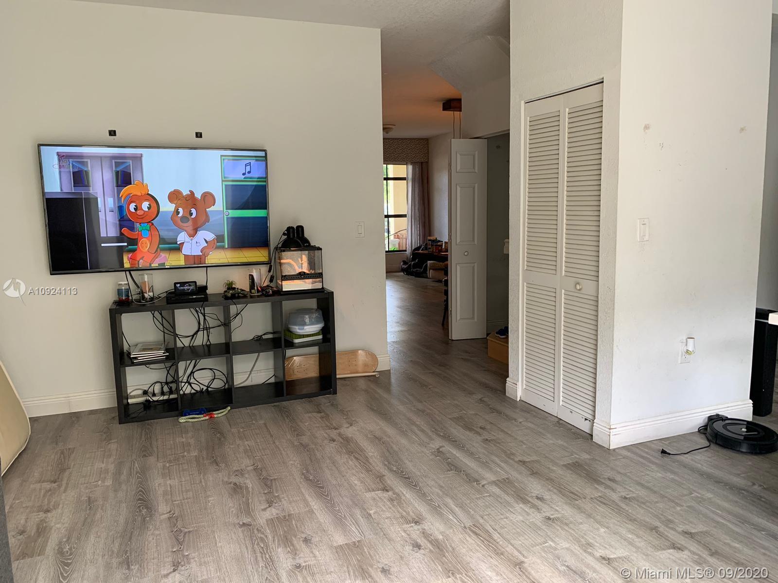 SILVER PALM EAST SECTION - Residential Lease