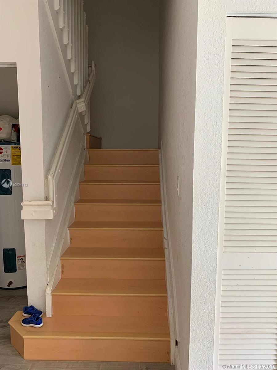 SILVER PALM EAST SECTION - Residential Lease